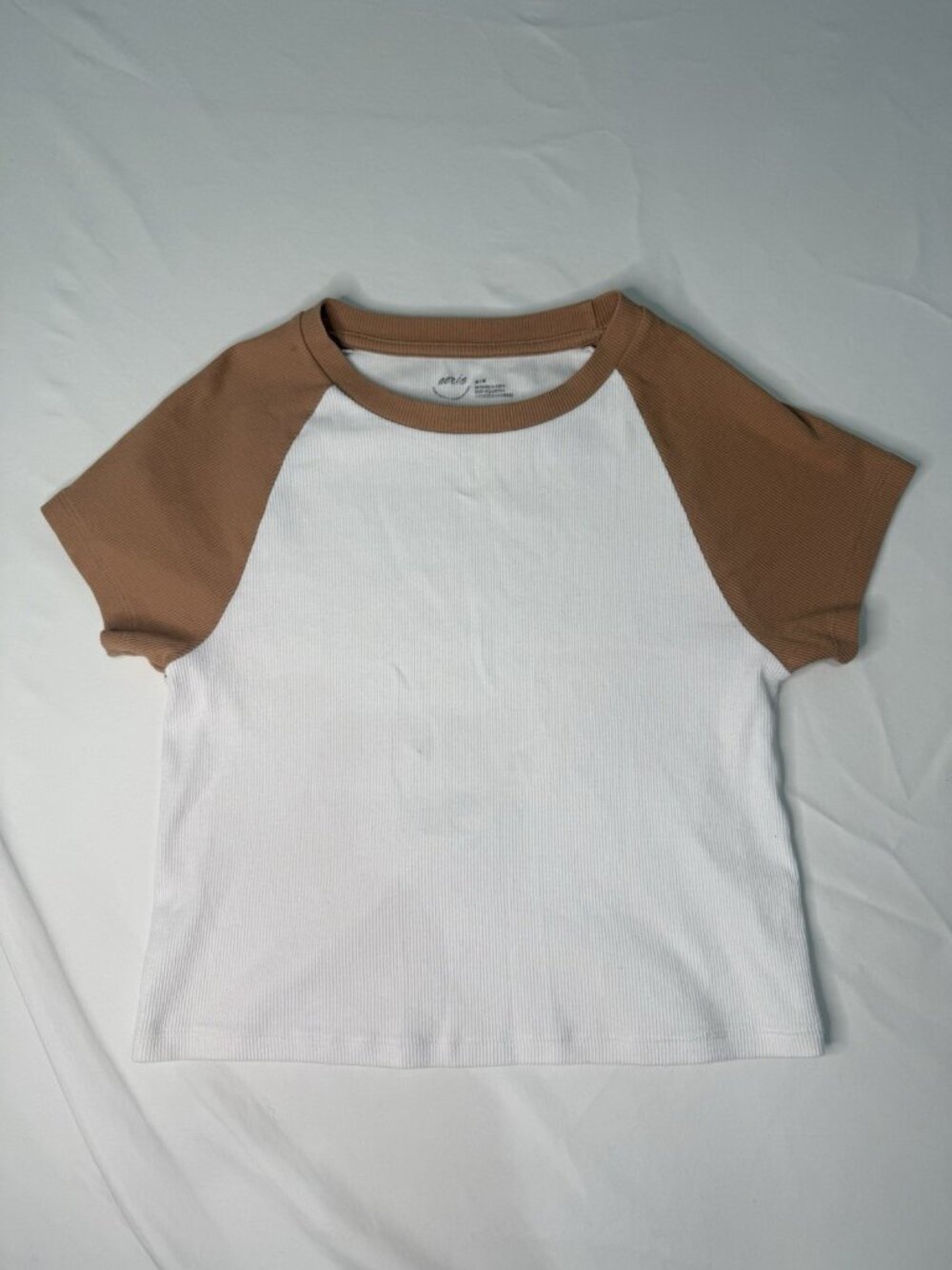 Women’s AERIE Cropped Ribbed Tee Shirt Medium Brown White